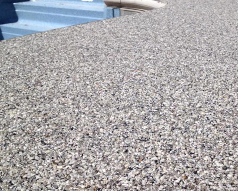 Resin Bound Pool Surrounds